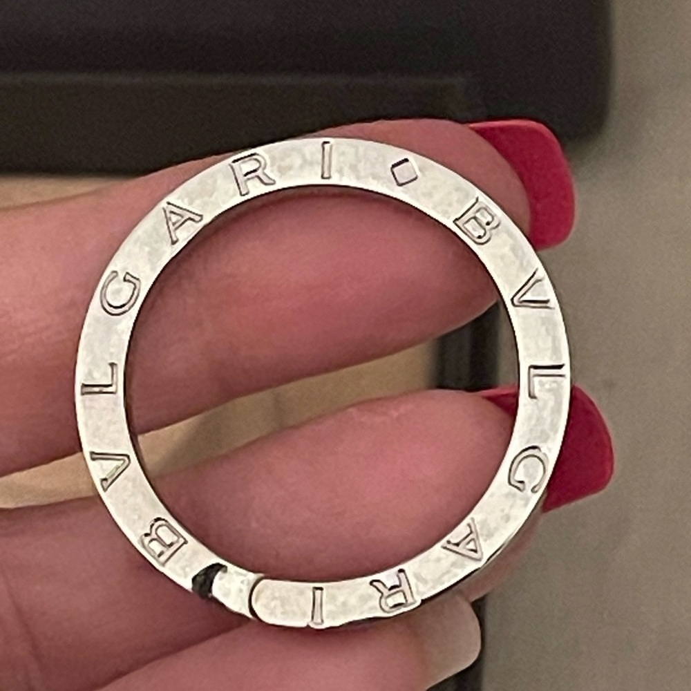BVLGARI Key-Ring W/BOX⭐️Charm⭐️Silver
⭐️Accessory⭐️ - Picture 4 of 9